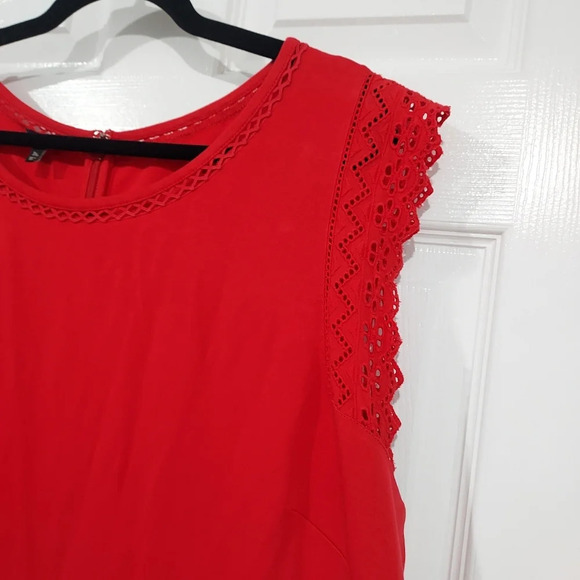 Talbots Woman Petite Red Crochet Sleeveless Fit and Flare Dress in Size 3XP - Picture 7 of 12